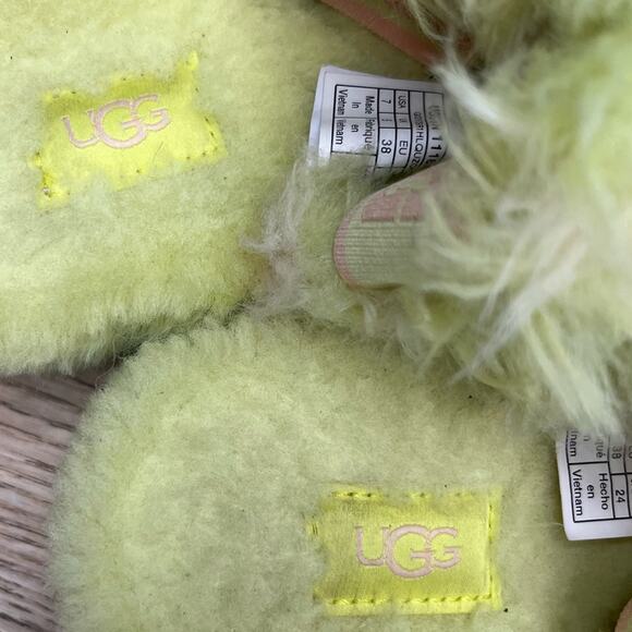 UGG Oh Yeah Spots Slide Slipper Fluffy Sandal Neon Green Pink Women’s Size 7 - Picture 7 of 9